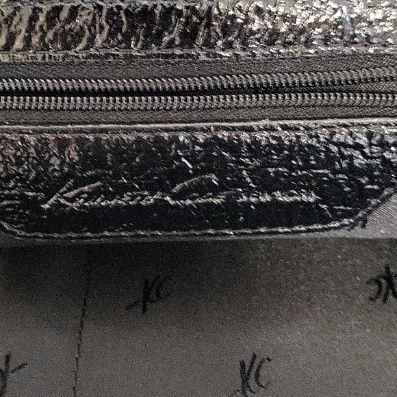 *HOMECOMING* Kenneth Cole clutch - Picture 7 of 10